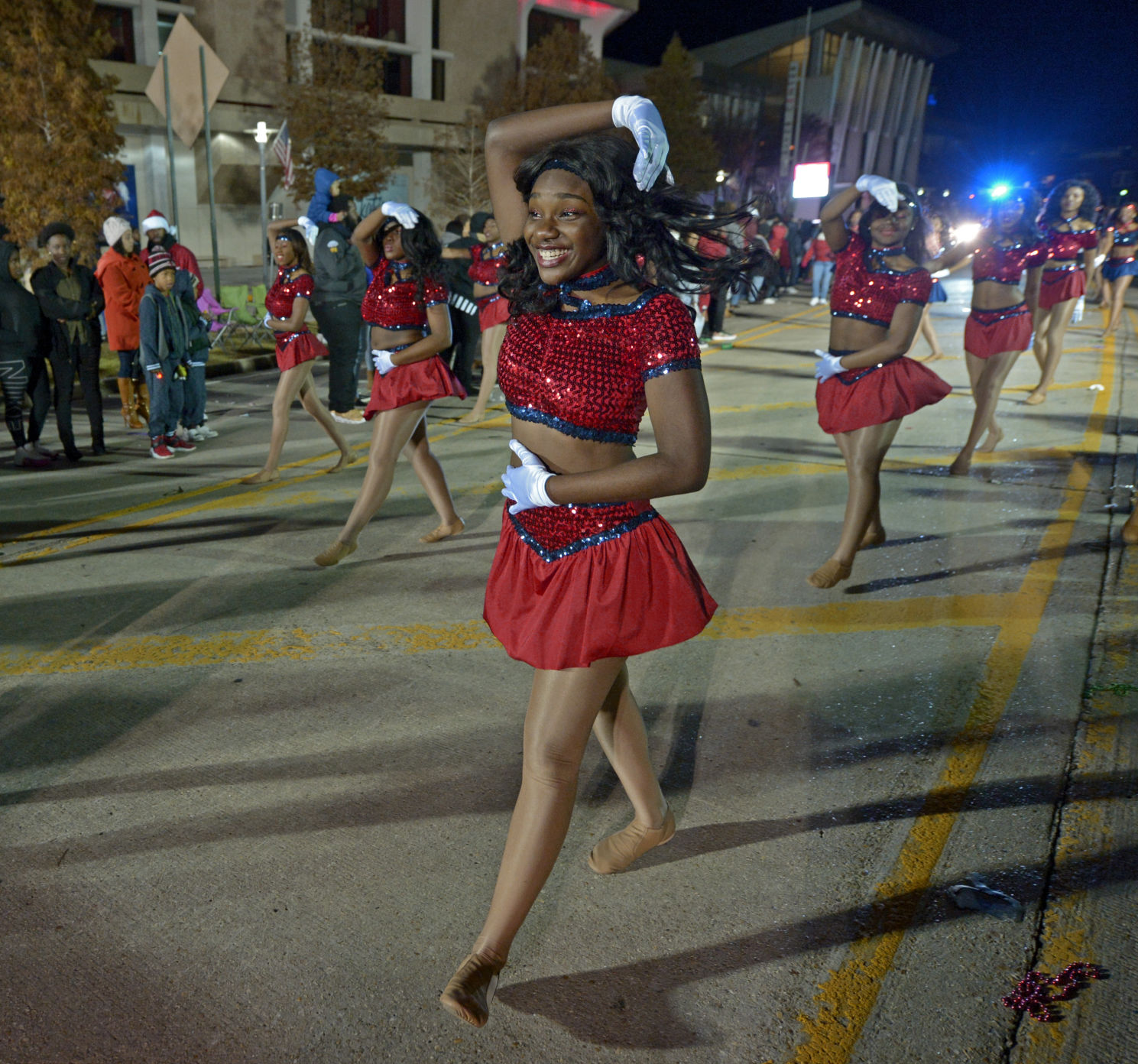 BR.xmasparade.121017 HS 681.JPG
